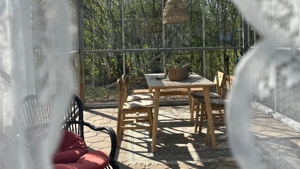 Kampeerplek met kas - Het Goeie Leven